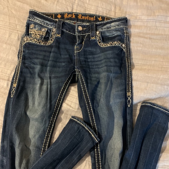 Rock Revival (like new)- straight leg - Picture 2 of 5